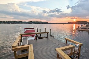 Private Boat Dock: Waterfront Lake Murray Haven