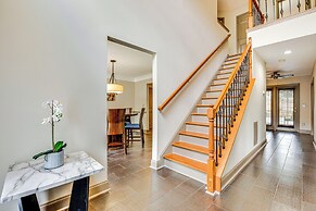 5 Mi to Lake Acworth: Georgia Gem w/ Private Patio