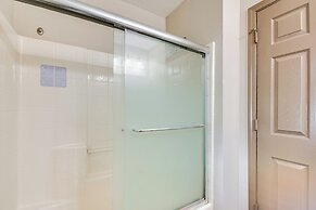 5 Mi to Lake Acworth: Georgia Gem w/ Private Patio