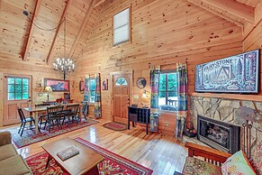 Serene Cabin < 1 Mi to Fairy Stone State Park!