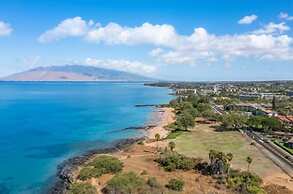 Maui Kamaole, #i215 2 Bedroom Condo by RedAwning
