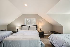 Golden Gate Getaway 4 Bedroom Home by RedAwning