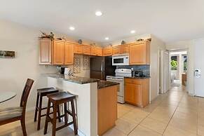 Hale Kamaole, #215 1 Bedroom Condo by RedAwning