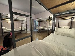 Dormtales Varanasi - Homely Hostel