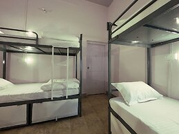 Dormtales Varanasi - Homely Hostel