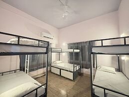 Dormtales Varanasi - Homely Hostel