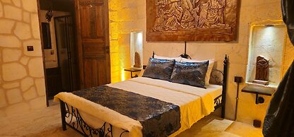 Cleopatra Antique Hotel