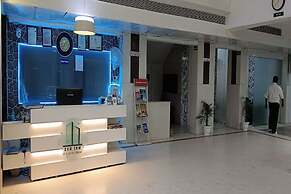 Zen Inn Luxury Hotel