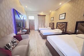 Niwa Canting By Zuzu