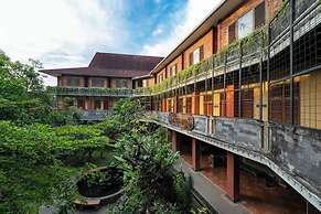 Niwa Canting By Zuzu