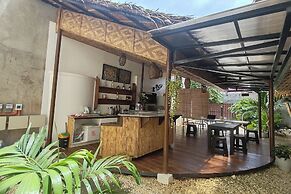 Intoy's Place Panglao near Beach