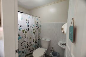 Intoy's Place Panglao near Beach