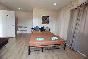 Intoy's Place Panglao near Beach