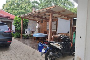 Intoy's Place Panglao near Beach