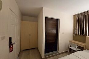 Reezq Hostel