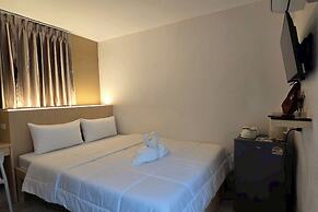 Reezq Hostel