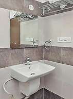 Sri Surabhi Luxurious Rooms