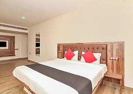 Sri Surabhi Luxurious Rooms