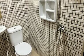 TOS Guest House By Zuzu