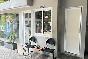 TOS Guest House By Zuzu