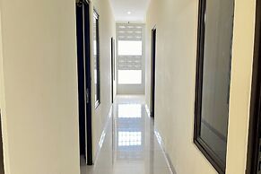 TOS Guest House By Zuzu