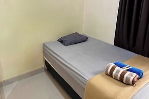 TOS Guest House By Zuzu