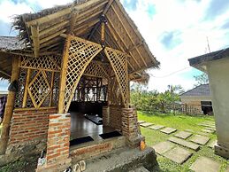 Villa Bambu Rinjani & Restaurant