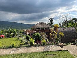 Villa Bambu Rinjani & Restaurant