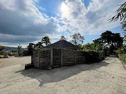Villa Bambu Rinjani & Restaurant
