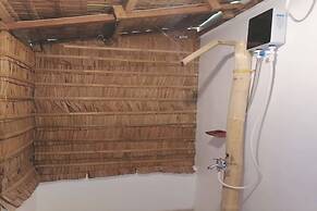 Avila's Hostel Moalboal near Beach