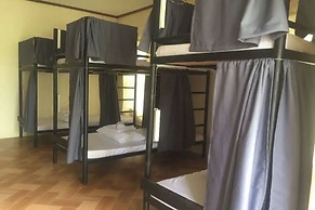 Avila's Hostel Moalboal near Beach