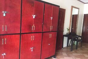 Avila's Hostel Moalboal near Beach