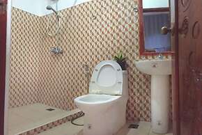 Avila's Hostel Moalboal near Beach