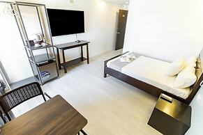 Spotlight Hotel near Hundred Islands wharf