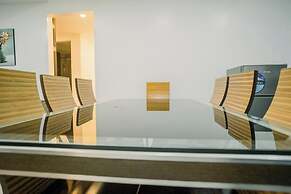 Spotlight Hotel near Hundred Islands wharf