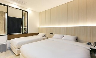 Daegu Hotel Series Lions Park