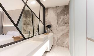 Daegu Hotel Series Lions Park