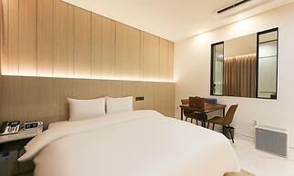 Daegu Hotel Series Lions Park