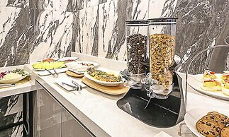 Daegu Hotel Series Lions Park