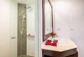 Tropical Beachside 4 bedroom Villa KBR23