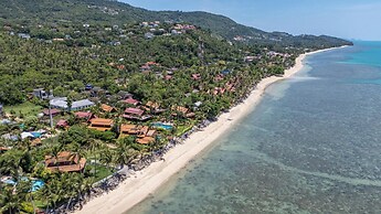 Tropical Beachside 4 bedroom Villa KBR23