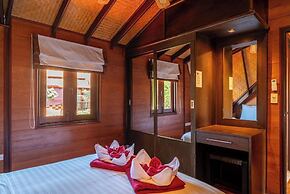 Tropical Beachside 4 bedroom Villa KBR23