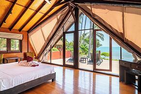 Tropical Beachside 4 bedroom Villa KBR23