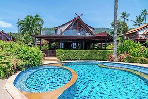 Tropical Beachside 4 bedroom Villa KBR23
