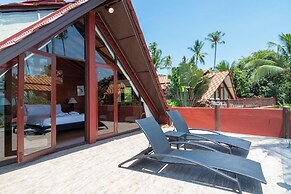 Tropical Beachside 4 bedroom Villa KBR23