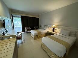 Queen Garden Hotel by Salak Hospitality