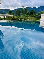 Corbett Four Seasons