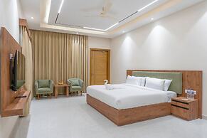 Corbett Four Seasons