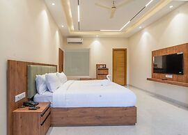 Corbett Four Seasons