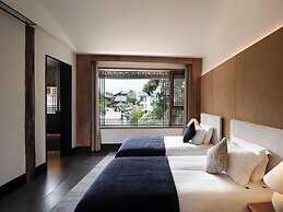 LA MAISON . View Resort